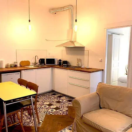 Apartament Avec Separee - Hypercentre *